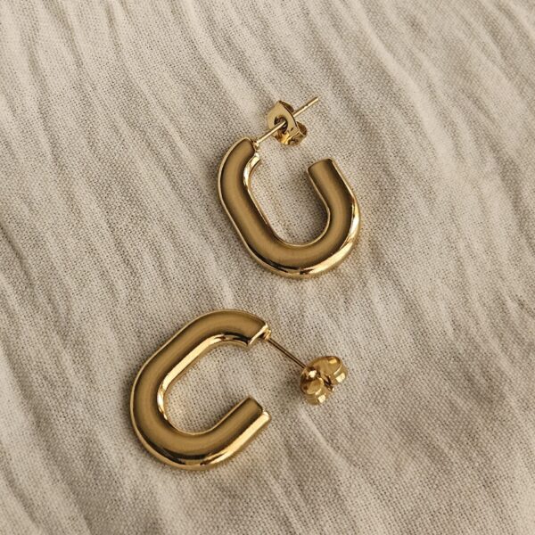 Moonlit Swing Earring